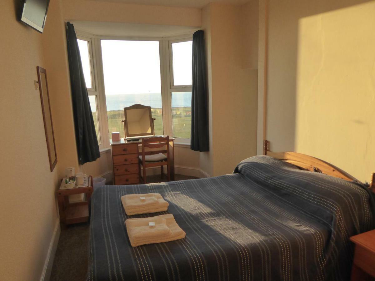 Longbeach- Adults Only Hotel
